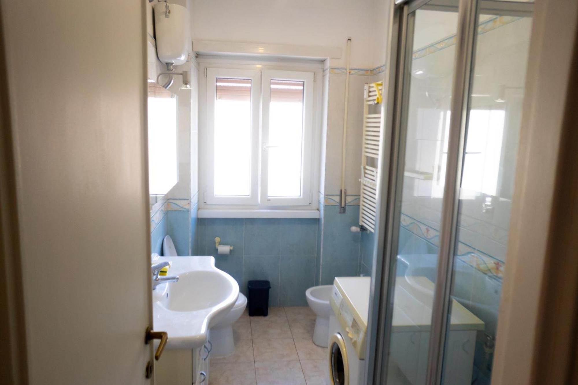 Ermete San Pietro House Apartment โรม ภายนอก รูปภาพ